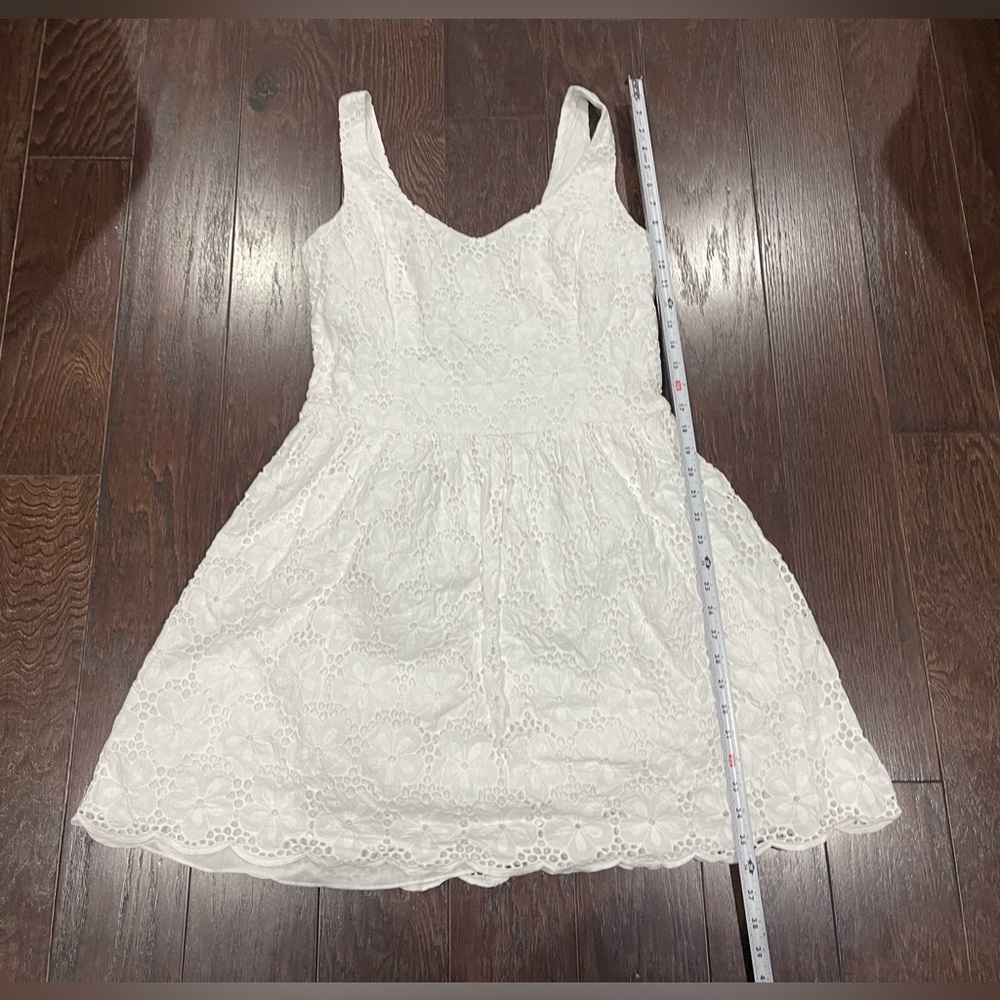 Lilly Pulitzer  Calhoun Scoop Neck Resort White Charleston Eyelet Dress Size 14* - Picture 3 of 11